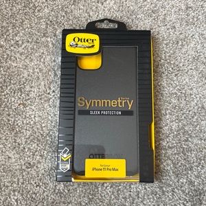 Otter box iPhone 11 Pro Max case